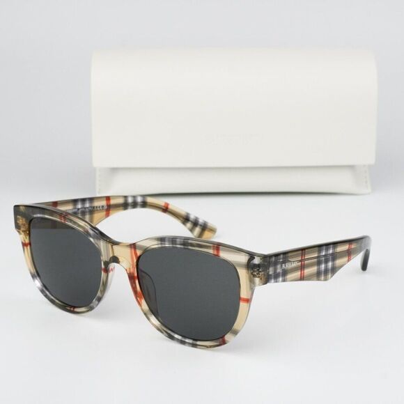 NEW Burberry BE4432U 412287 Vintage Check Dark Grey Oval Women Sunglasses - Picture 3 of 12